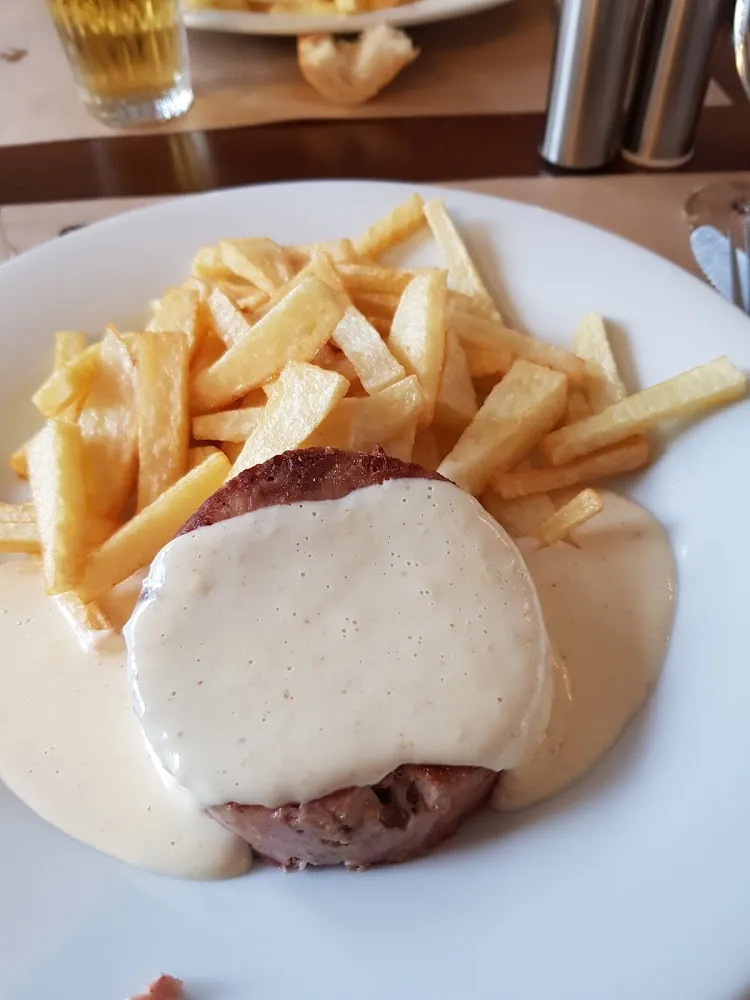 Andouille de Vire Sauce Au Fromage